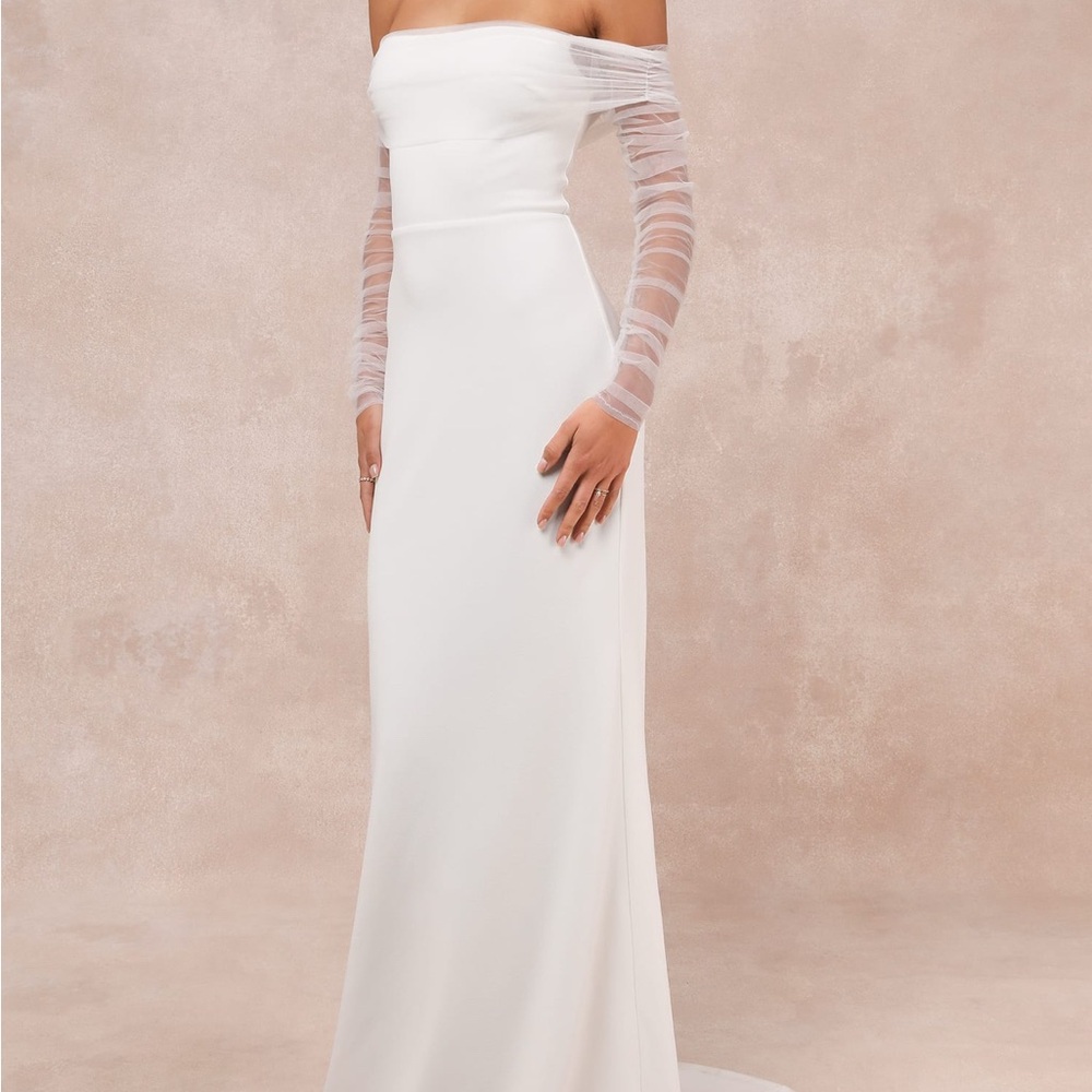 Lulu's White Long Sleeve Gown